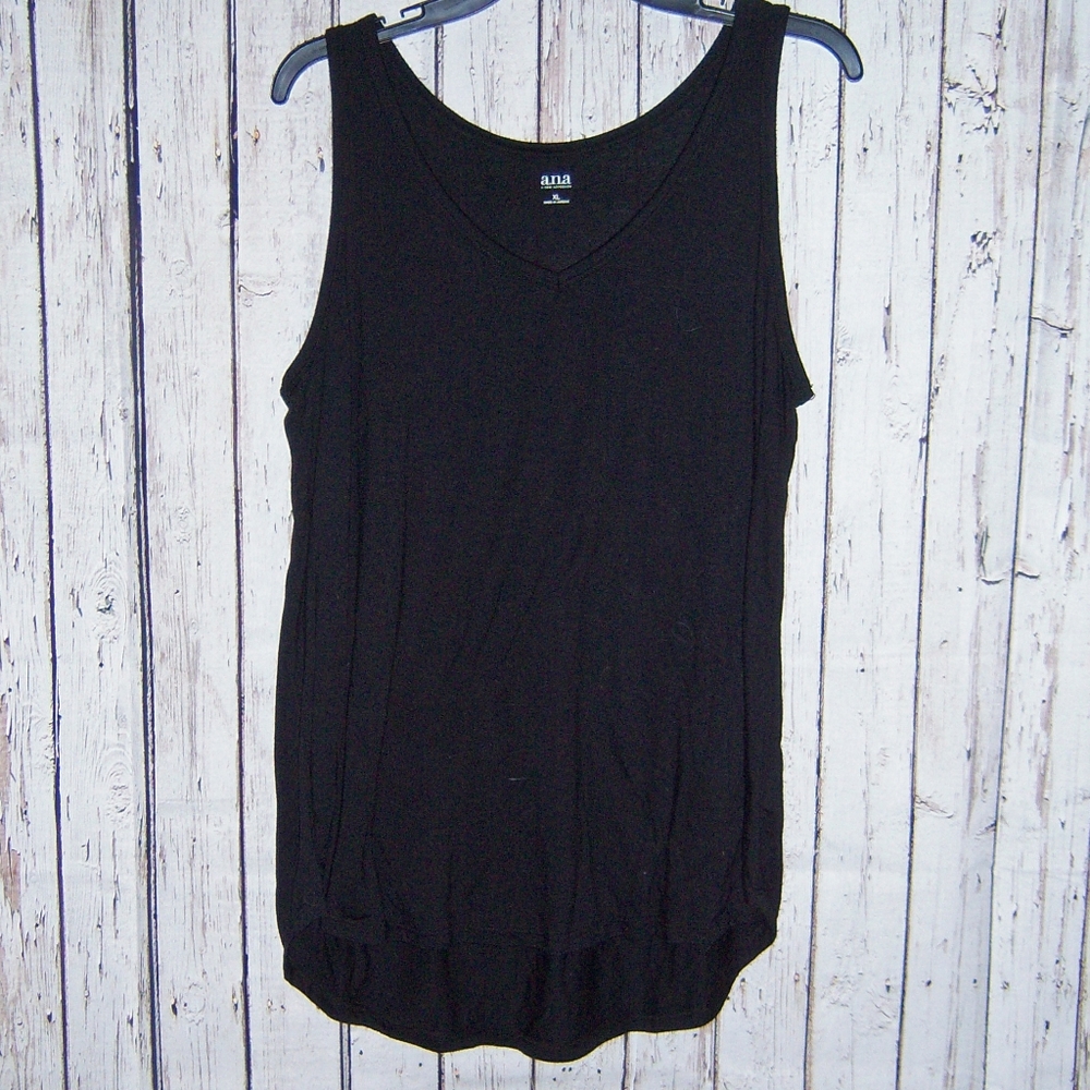 V-neck tank